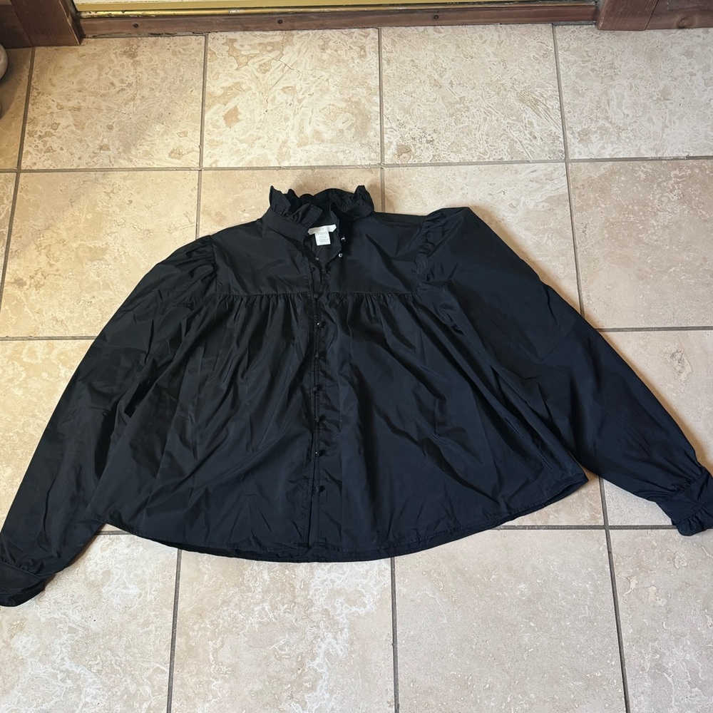 H&M babydoll style long sleeve blouse